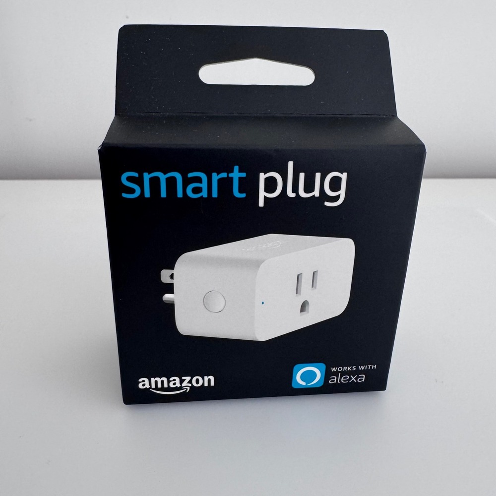 Amazon Smart Plug HD34S6 White Works with Alexa‎ 3-Prong WiFi Outlet NEW